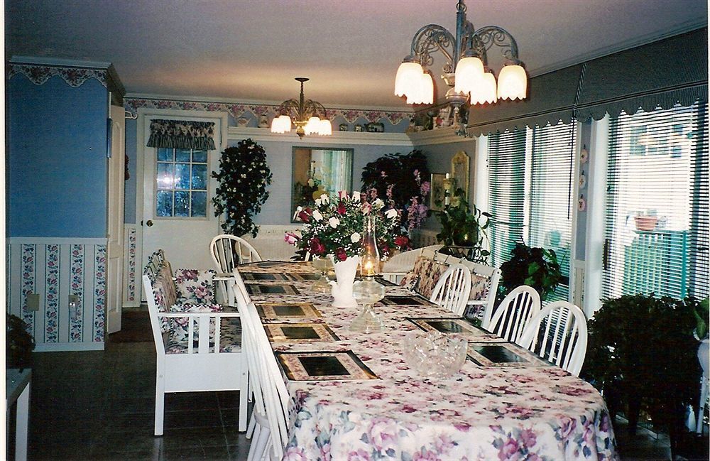 Butler Creek House Bed and Breakfast Niagara-on-the-Lake Exteriör bild