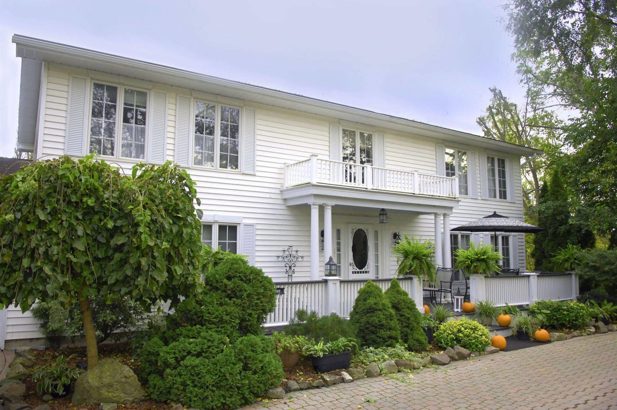 Butler Creek House Bed and Breakfast Niagara-on-the-Lake Exteriör bild
